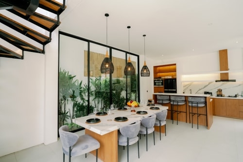 4BR Canggu Retreat Villa β Sunbed Rooftop & Pool