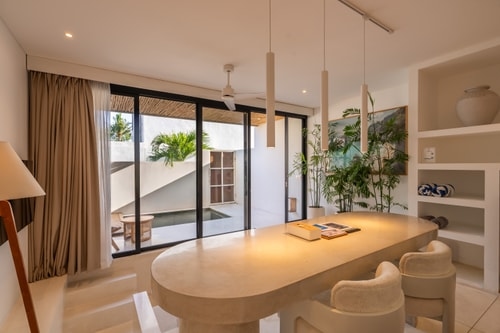 Luxe 1BR Designer Pool Villa near Pererenan Beach
