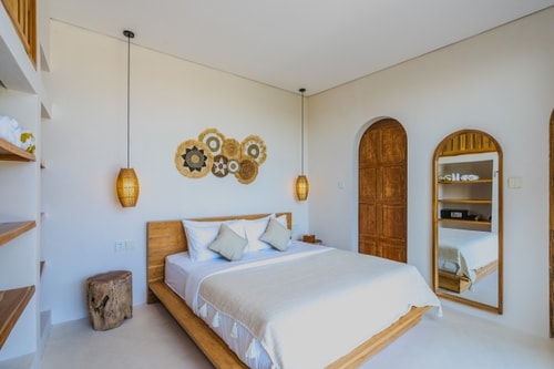 Luana - 2BR Villa with Pool and Rooftop, Canggu