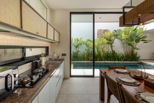 Nivassa - 3BR Villa with Pool, Near Berawa Beach
