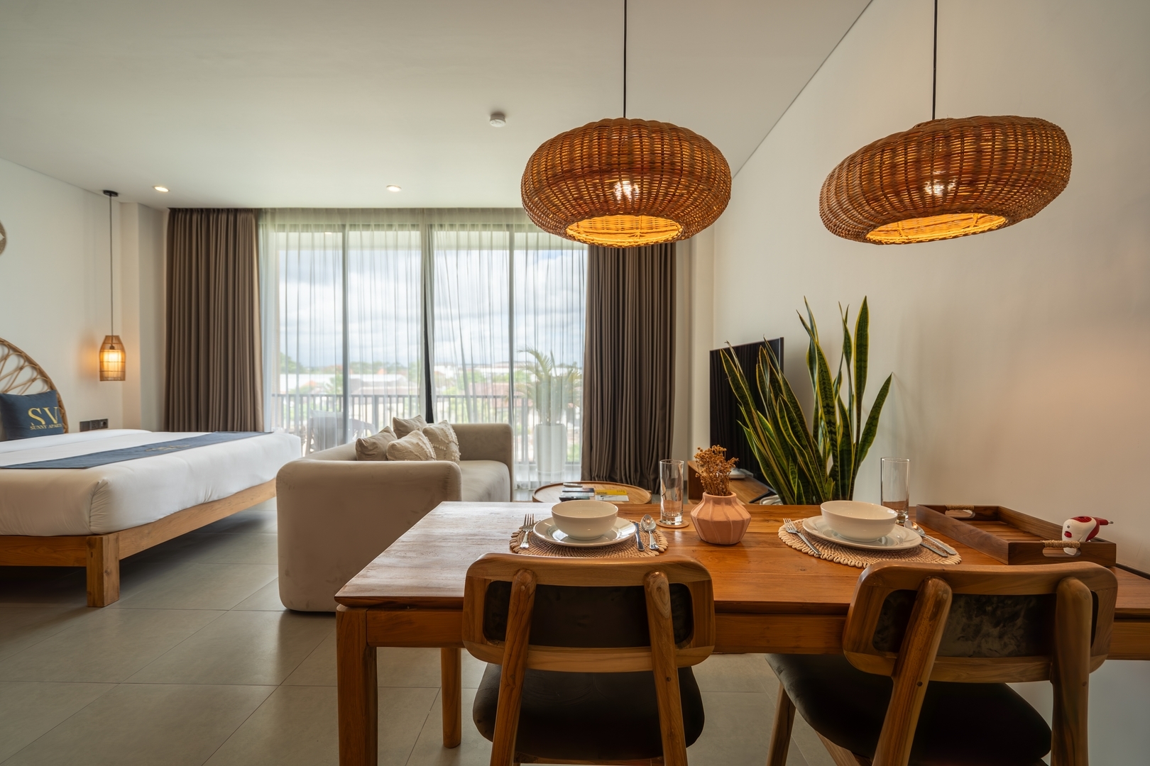 Seaside 1BR Suite | Pool, 750m to Batu Belig Beach