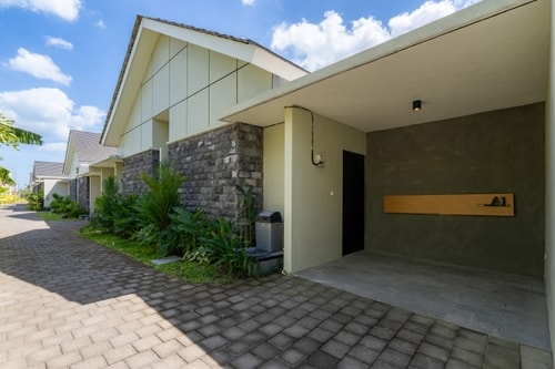 D'Pavilion A1 - 2 Bedroom Villa with Pool, Seseh