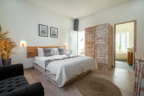 1BR Studio | Bathtub, Sauna & Near Beaches