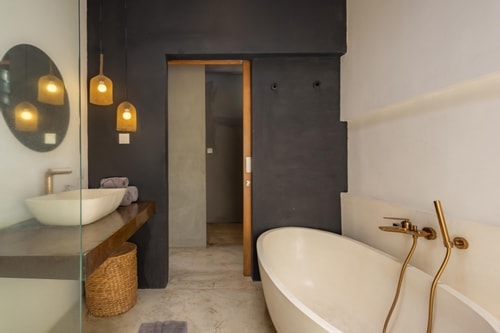 1BR Luxe Canggu Villa | Pool, Bath & Work Desk