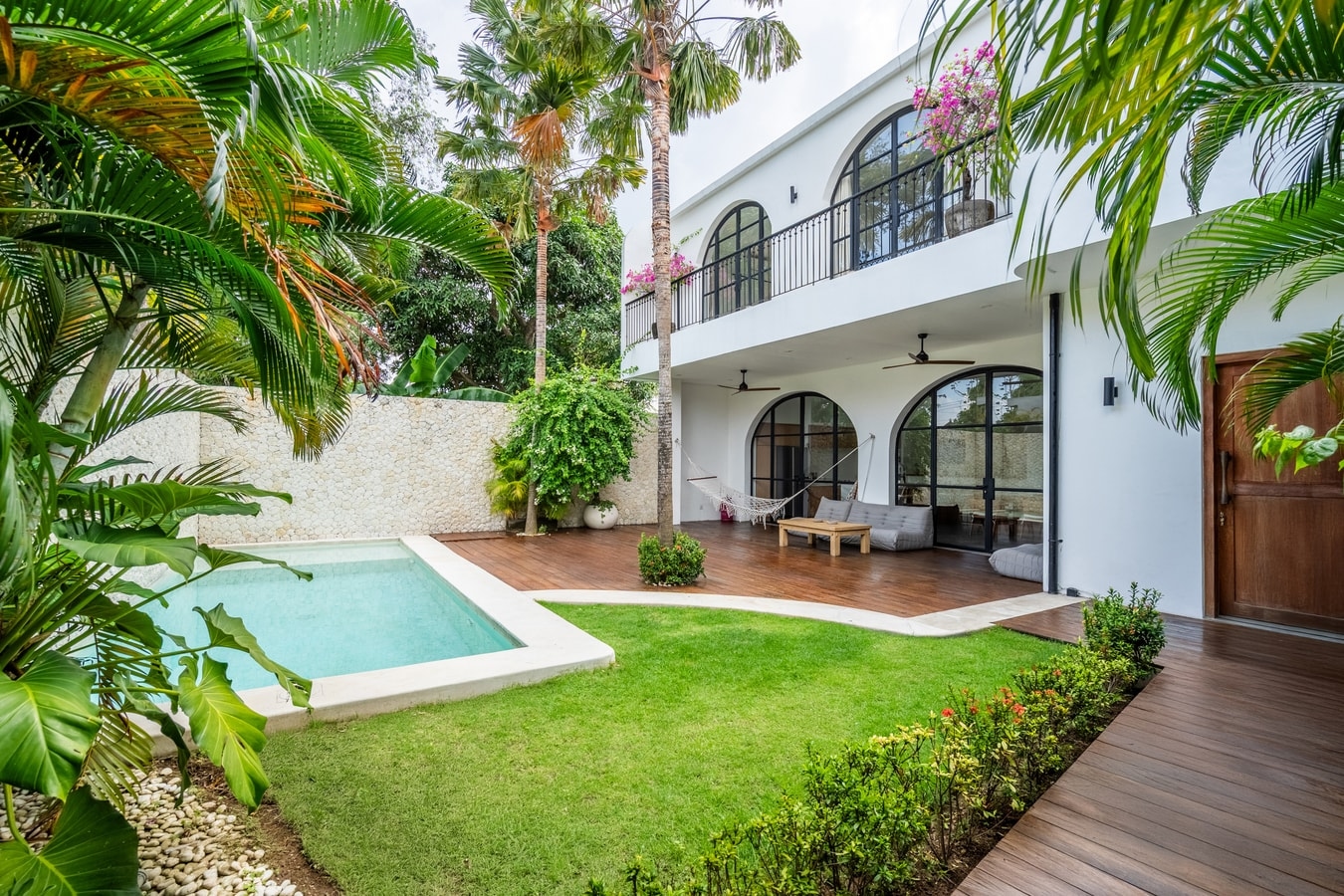 Bianca Villa - 4 Bedroom with Pool Table, Canggu