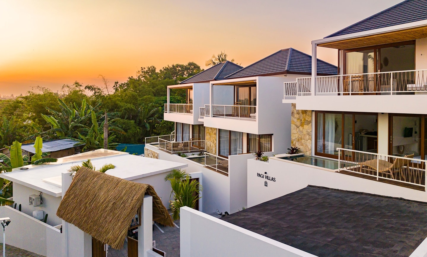 Pagi - 1BR Plunge Pool Canggu Suites w/ Terrace