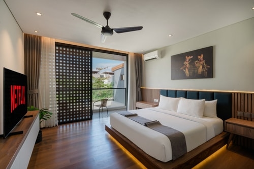 Evita - Pool Villa with Garden Balcony, Berawa