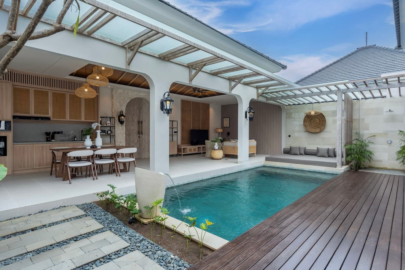 Deneva Villa 9 - 2 Bedroom Villa with Pool, Canggu