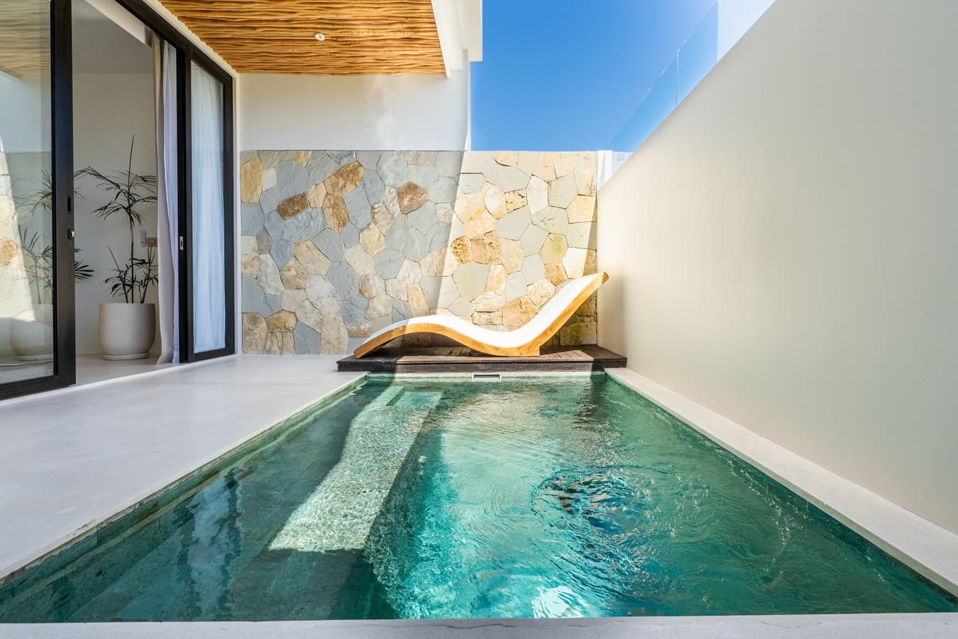 1BR Luxury Pool Canggu Apart near Pererenan Beach