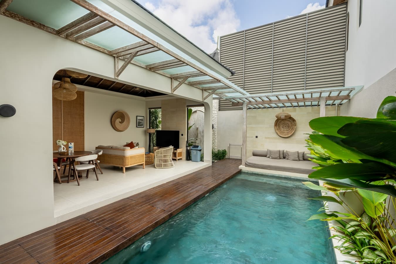 Deneva 1 - 1 Bedroom Villa with Pool, Canggu