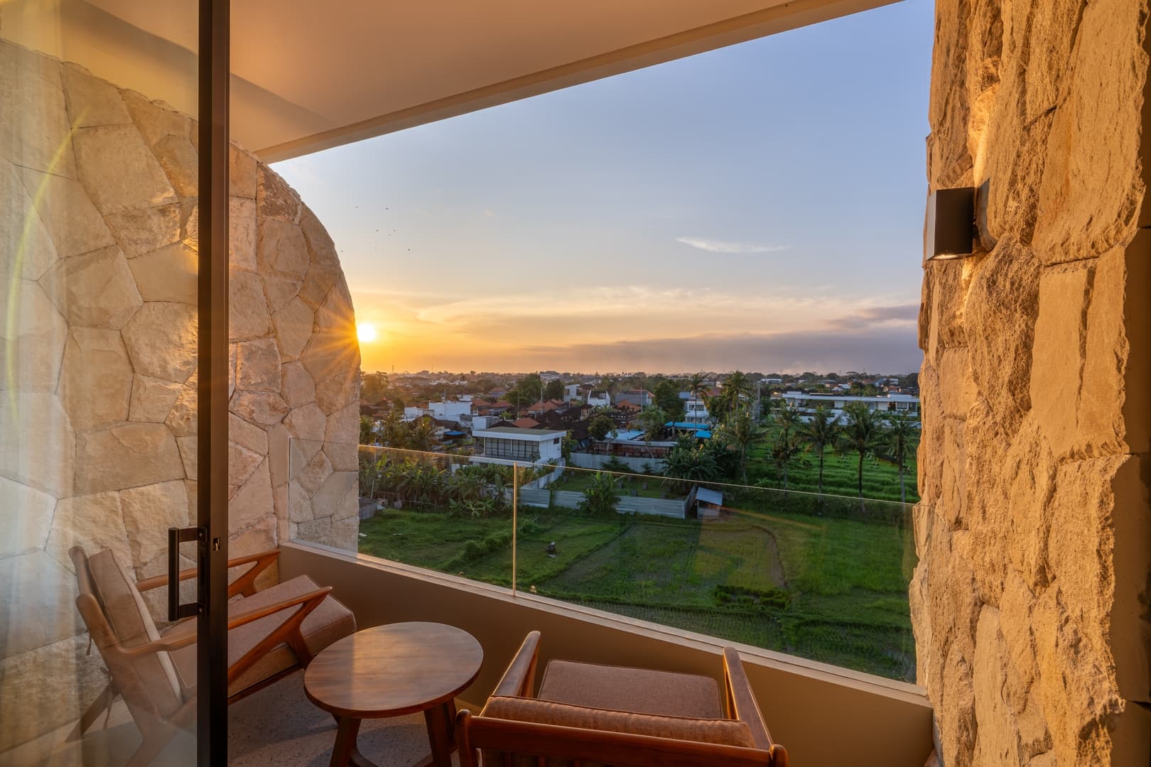 Studio 1BR Canggu | Scenic Rice Field Views & Pool