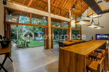 Where Rice Fields Meet Jungle Canopy — Beautifully Appointed 3BR Villa with 10-Metre Infinity Pool and Expansive Sundeck in Cepaka