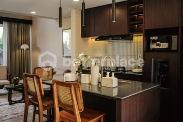 Elegant Villa Near Matahari Terbit Beach