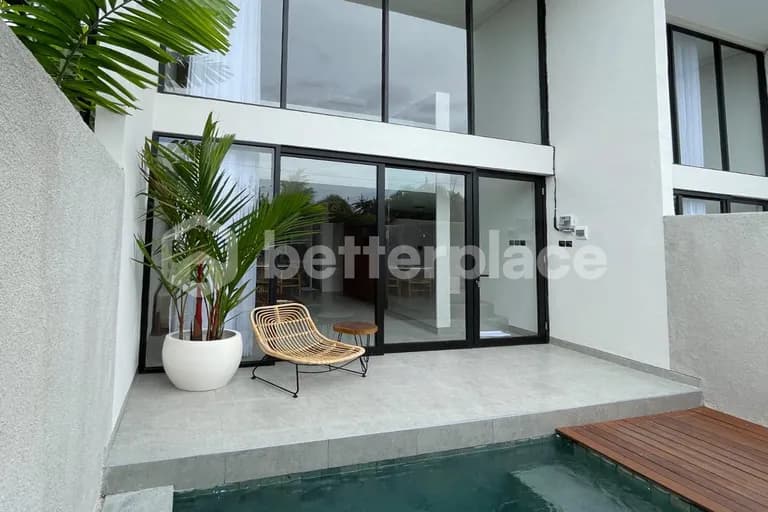 Canggu – Berawa Lifestyle at Your Doorstep: Chic One bed Yearly Rental Villa for the Discerning
