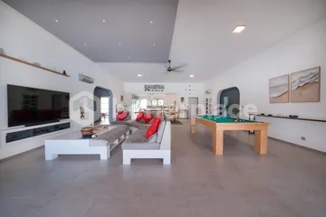 Freehold or Leasehold Villa in Beraban, 10 Minutes From Kedungu Beach