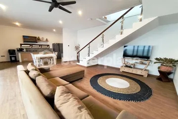 Move into Luxury: Spacious 3-Bedroom Villa for Yearly Rental Near Bali’s Famous Berawa Beach
