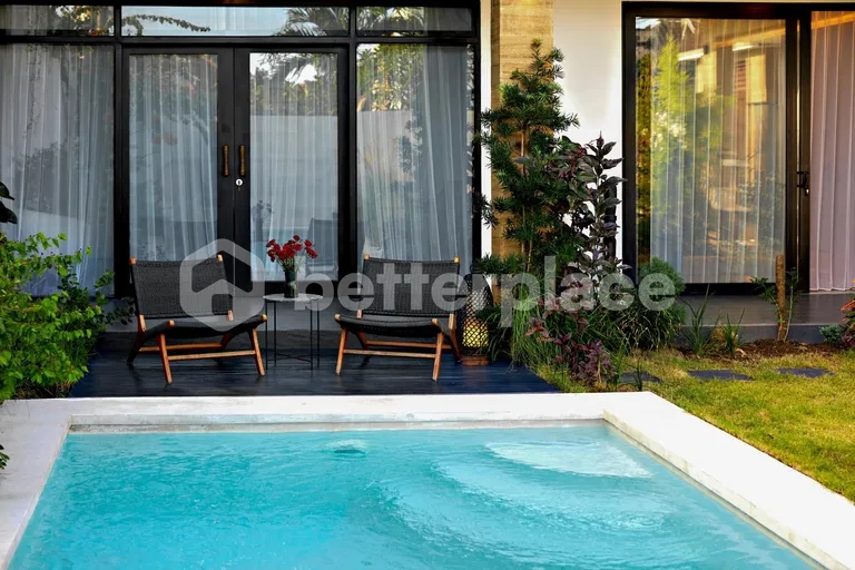 Sophisticated Designer Living in Kerobokan – Elegant Two-Bedroom Villa by California’s K-Design Just Minutes from Petitenget Beach