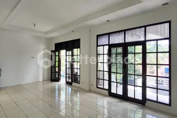 Timeless Charm Meets Modern Comfort – Renovated Freehold 7-Bed Villa in Ungasan with Flexible Dual-Access Layout and Endless Possibilities