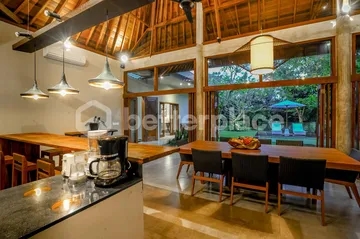 Where Rice Fields Meet Jungle Canopy — Beautifully Appointed 3BR Villa with 10-Metre Infinity Pool and Expansive Sundeck in Cepaka