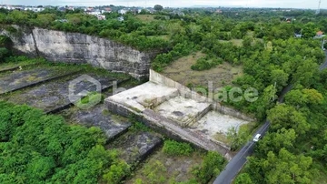 Elevated Ungasan Land — участок площадью 1 409 кв.м с арендным правом и возможностью обзора океана, в десяти минутах от пляжа Меласти