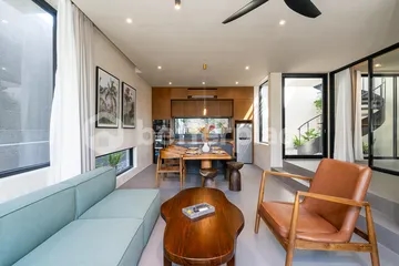 Villa 3 Kamar Tidur Baru di Tumbak Bayuh