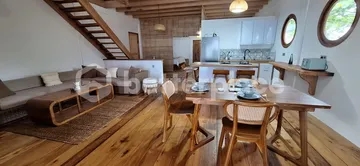 Beachfront Villa for Sale in Mentawai Islands – Ideal for Surf, Sunsets, and Seaside Living