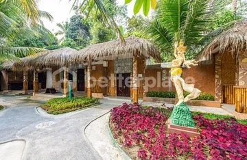 Freehold 8,100 sqm Land with Complimentary 1,000 sqm Building in Tegalalang