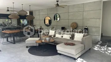 Riverside Three Bedroom Leasehold Villa in Tumbak Bayuh