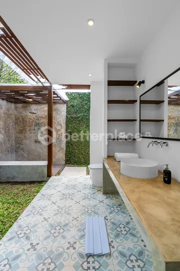 3 Bedroom Villa in Berawa’s Heart For Yearly Rental