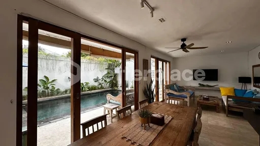 Elegant 4 Bedroom Modern Villa in Peaceful Kerobokan – Ricefield Views & Tropical Living