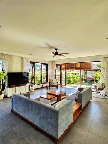 Elegant Modern Villa with Rice Field Views in Peaceful Cemagi 3 Bedrooms Retreat