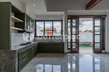 Charming Rice Field View Villa – 10 Minutes from Central Ubud