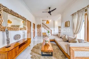 Own a Piece of Paradise: Luxurious Yearly Rental 6-Bed Villa in Bali’s Sought-After Canggu – Berawa