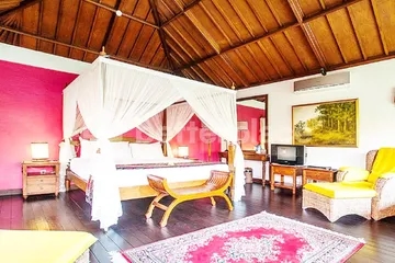 Bali Elegance Unveiled: Three-Bedroom Leasehold Villa in Seminyak Sanctuary