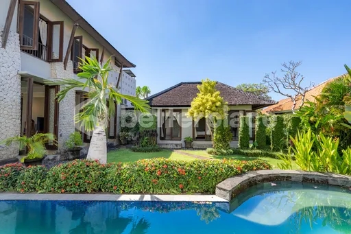 Spacious Two Bedroom Villa for Freehold in Bumbak, Umalas