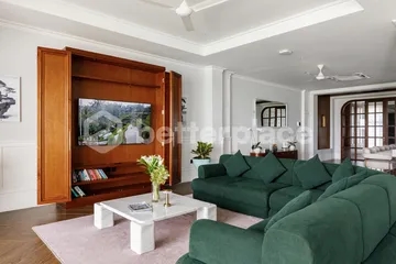 4 Bedroom Modern Villa in Babakan — Prime Location, High Investment Potential