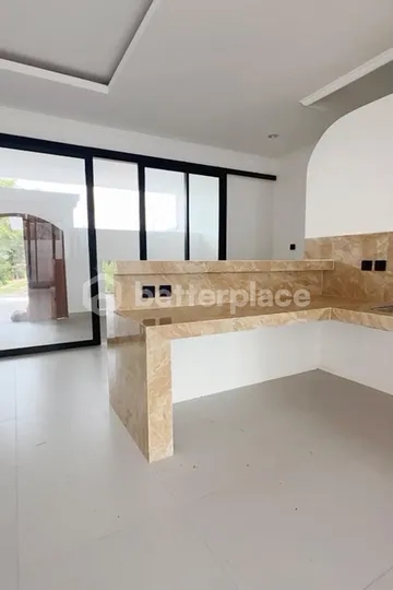 Sophisticated Two-Bedroom Villa for Yearly Rental Combining Modern Comfort, Prime Accessibility, and Peaceful Tropical Surroundings