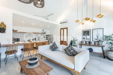 Modern and Newly Renovated 3 Bedroom Villa in Echo Beach Area For Yearly Rental
