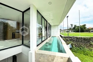 Your Exclusive Yearly Rental Retreat in Bali – Chic and Spacious 3-Bed Villa with Panoramic Views and Premium Amenities