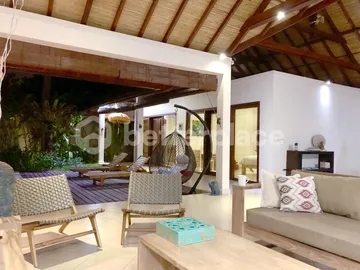 Elegant Family-Friendly 3-Bedroom Villa in Canggu Padonan with En-Suite Bedrooms, Beautiful Pool & Exceptional Garden Setting