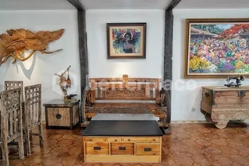 Seminyak’s Finest: Elegant 5-Bedroom Yearly rental Villa Perfect for Bali Real Estate Investment