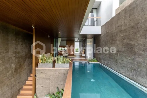 Modern 3 Bedroom Brand New Villa in Babakan For Yearly Rental