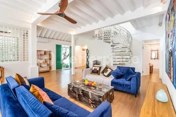 Stunning 3 Bedroom Villa in Prime Seminyak For Yearly Rental