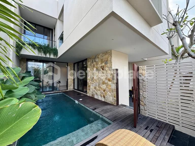 Luxury Meets Tranquility in Pererenan – Stunning Fully Furnished 2-Bed Villa Offering Modern Elegance and Breathtaking Green Landscapes
