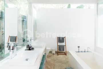 Modern Villa With Art & Design Quiet Area Middle of Canggu