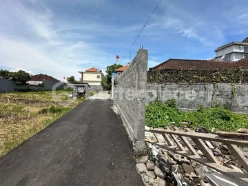 Discover Tranquil Living: Prime 179 Sqm Land Plot in Padonan – Canggu for Sale Leasehold