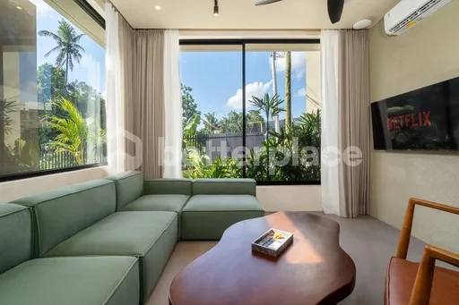 Brand New 3 Bedroom Luxury Villa in Tumbak Bayuh — Closed Living & Rooftop Pool