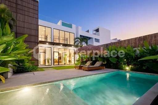 Three-Storey Premium 3-Bed Villa in the Heart of Canggu — Rooftop Pool-Jacuzzi, Open-Air Kitchen and Rice Field Panoramas