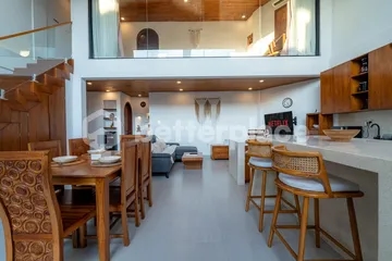 Discover this Stunning Fully Furnished Leasehold Villa with Pools & Sauna in Uluwatu