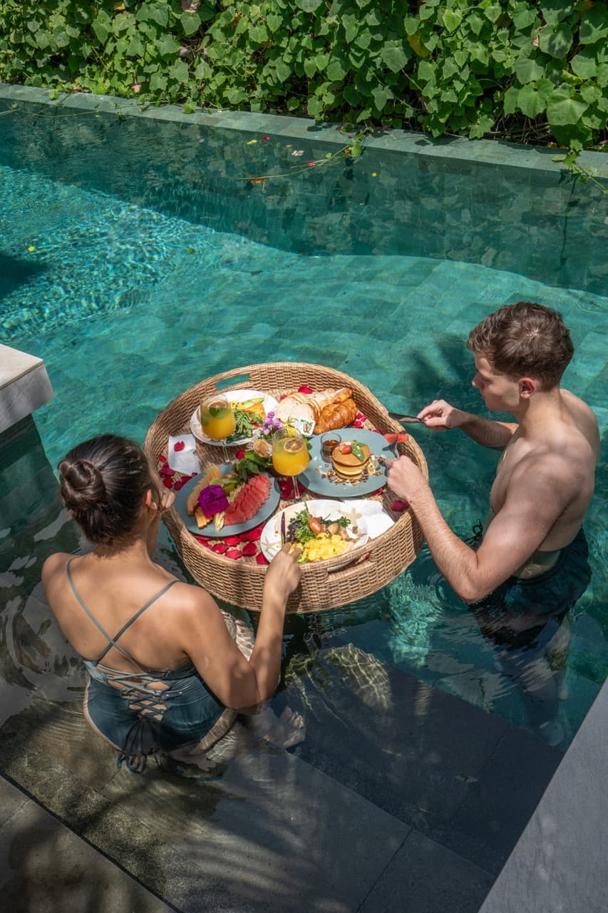 Rental Floating Tray - Image 3